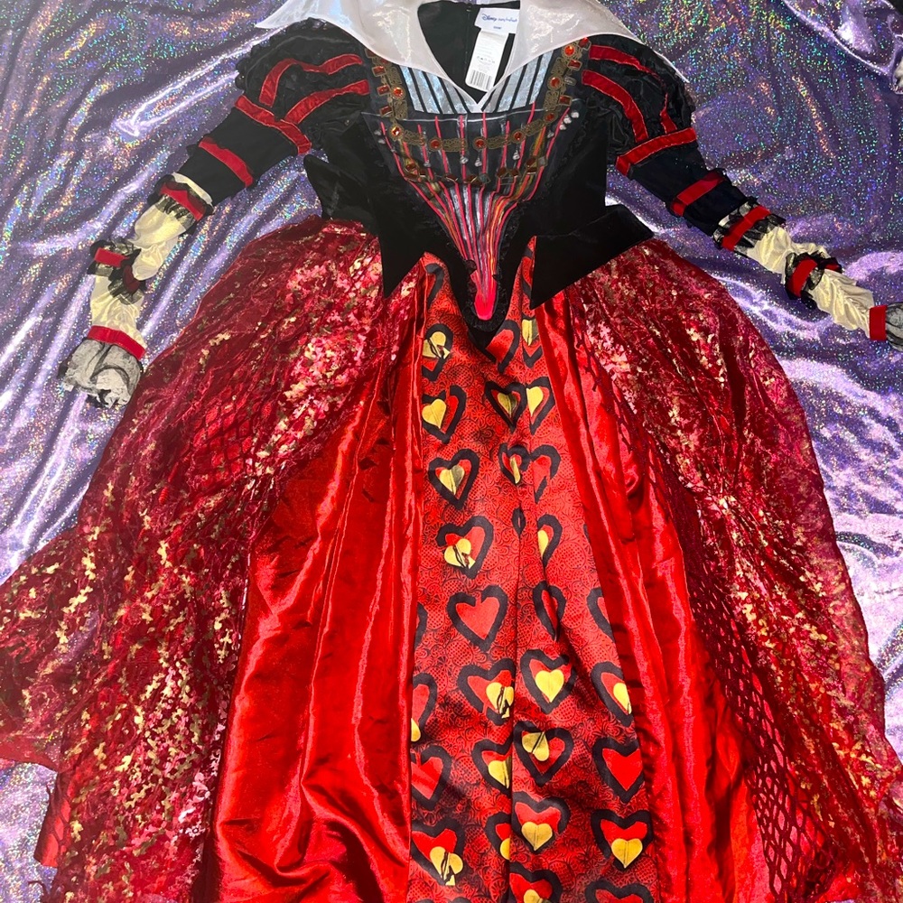 RARE Disney Alice In Wonderland Red Queen costume - Picture 1 of 7
